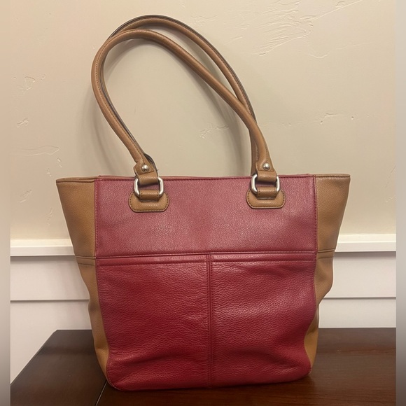 Sold - Picture 3 of 6